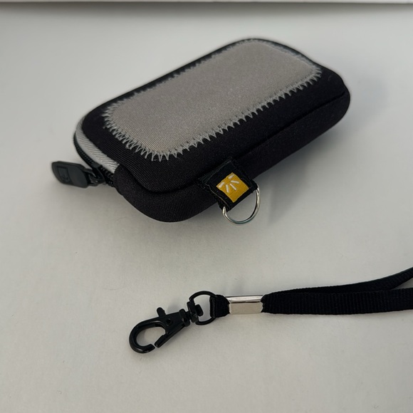 Camera case - Picture 2 of 7